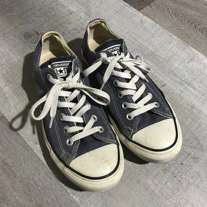 classic blue converse (lightly worn & washed!)